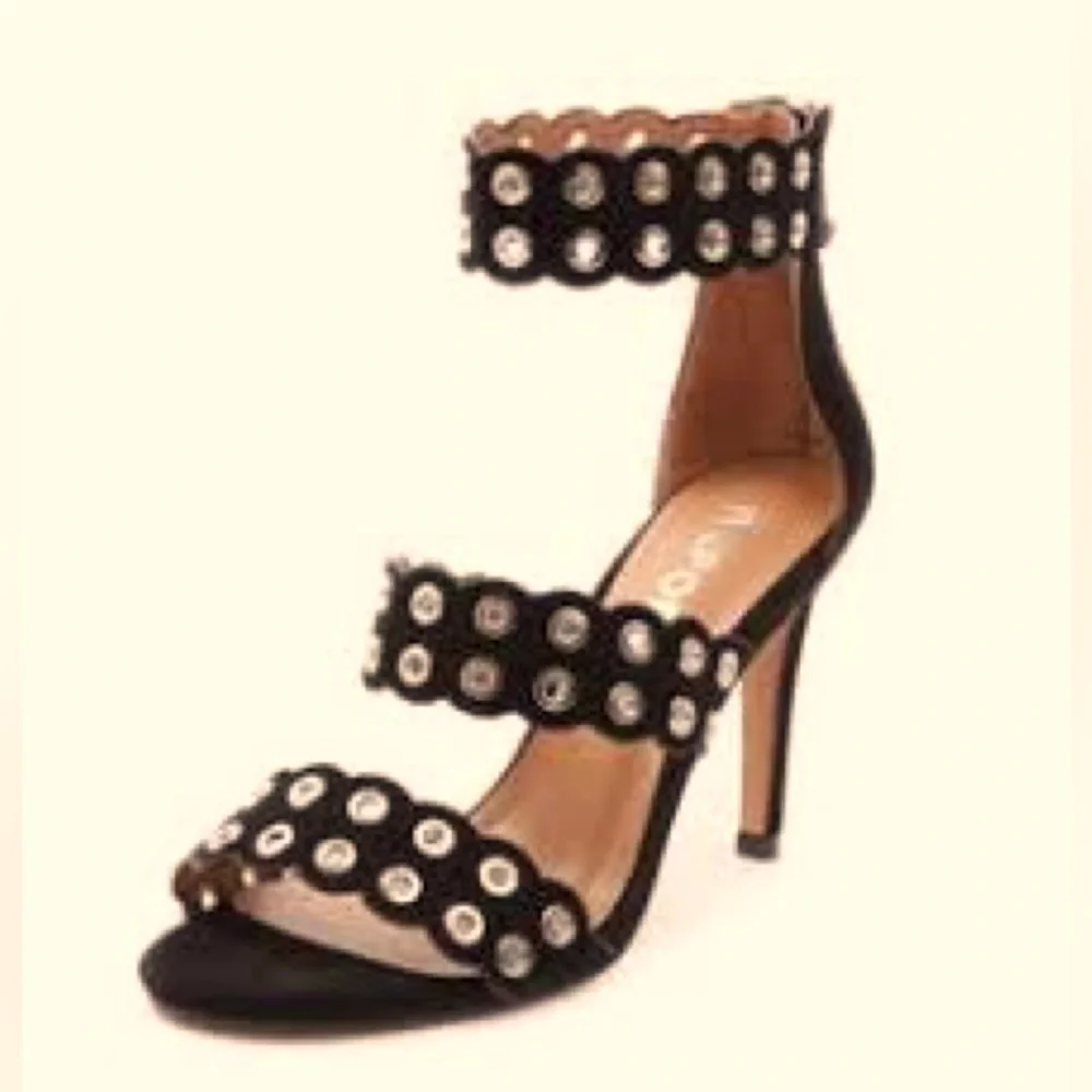Report 'Apollo' Black & Silver, Ankle Strap Heels